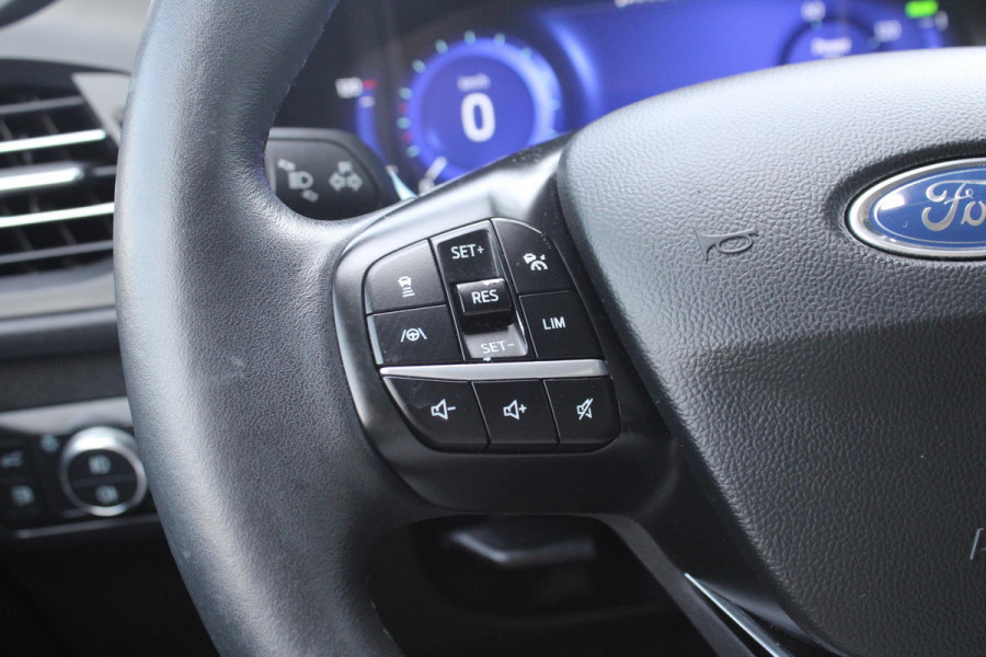 Ford Kuga 2.5 PHEV Titanium X | Wegklapbare trekhaak | Winter Pack | Adaptive cruise control | Dodehoeksesoren | Half leder | Bang&Olufsen