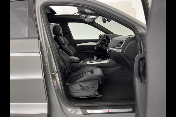 Audi Q5 55 TFSI S-Line Competition Quattro (Plug-In) Aut. *PANO | LEATHER | FULL-LED | HEATED-SPORTSEATS | KEYLESS | CAMERA | NAVI-FULLMAP | PRIVACY-GLASS | DIGI-COCKPIT | CRUISE-ADPAPTIVE | DAB | 21"ALU*