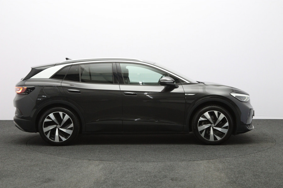 Volkswagen ID.4 First 77 kWh 204 PK, SOH 90 %, Trekhaak, LED, Leder-Alcantara, Carplay, 360 Camera