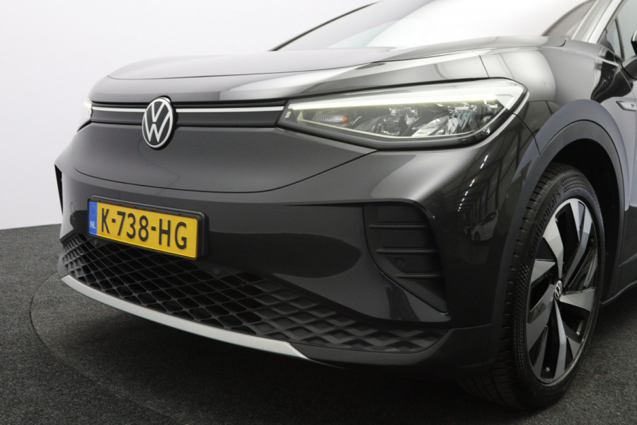 Volkswagen ID.4 First 77 kWh 204 PK, SOH 90 %, Trekhaak, LED, Leder-Alcantara, Carplay, 360 Camera