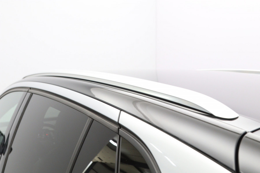 Volkswagen ID.4 First 77 kWh 204 PK, SOH 90 %, Trekhaak, LED, Leder-Alcantara, Carplay, 360 Camera