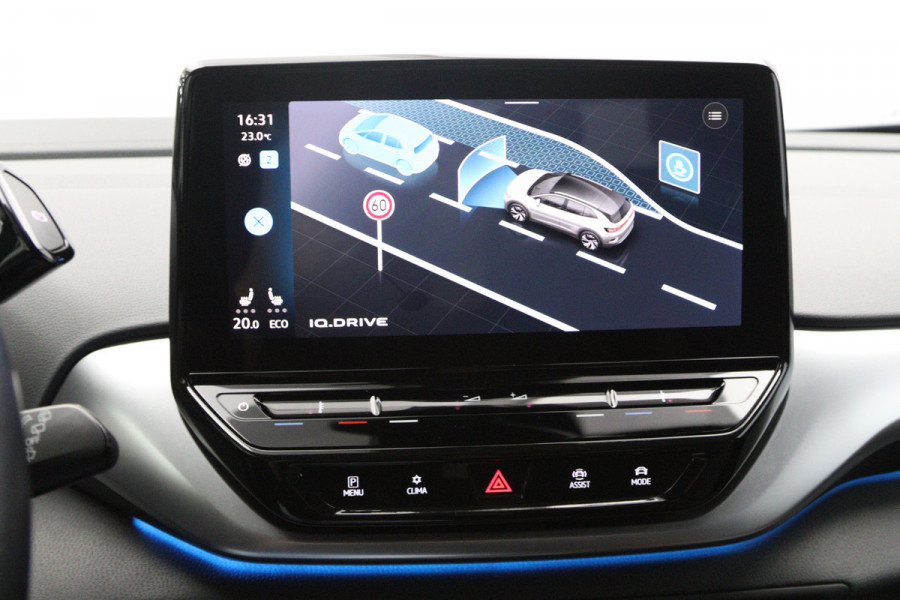 Volkswagen ID.4 First 77 kWh 204 PK, SOH 90 %, Trekhaak, LED, Leder-Alcantara, Carplay, 360 Camera