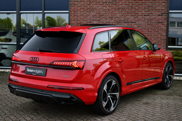 Audi Q7 55 TFSI e quattro S-Line Pano 22inch Contourzetels Luchtv