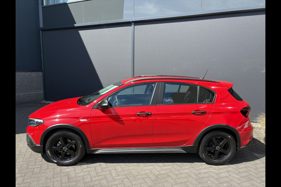 Fiat Tipo Cross 1.0 City Life Achteruitrijcamera - Airco - Apple carplay - Parkeersensoren - Dakrails - Stoelverwarming - Bluetooth - Cruise control - Elektrische ramen - Stuur multifunctioneel - Led verlichting - Licht m