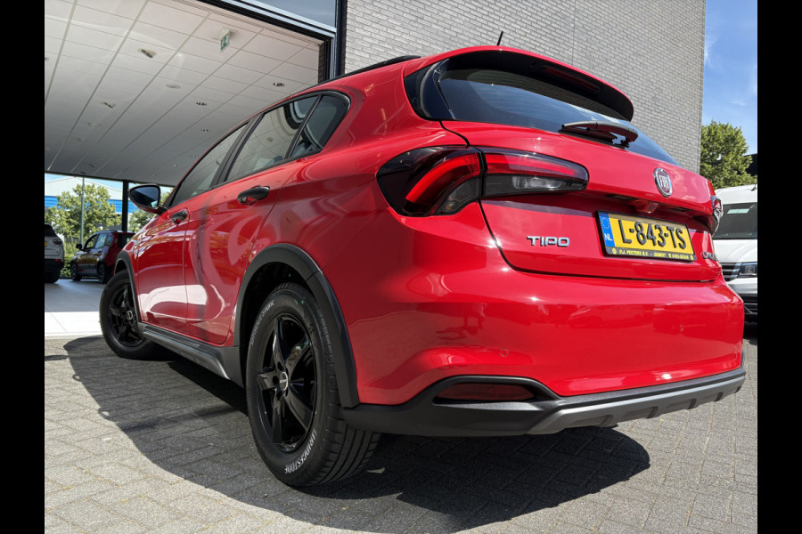Fiat Tipo Cross 1.0 City Life Achteruitrijcamera - Airco - Apple carplay - Parkeersensoren - Dakrails - Stoelverwarming - Bluetooth - Cruise control - Elektrische ramen - Stuur multifunctioneel - Led verlichting - Licht m