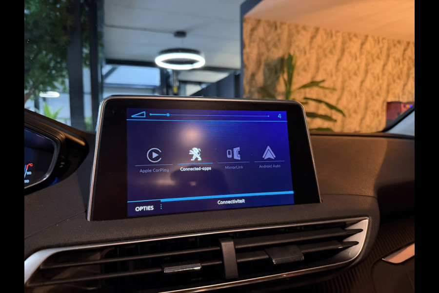 Peugeot 5008 1.2 Allure|7 Zitplaatsen|Nieuwe distributieriem|Automaat|i-Cockpit|CarPlay|Lane Assist|LED|Rijklaar
