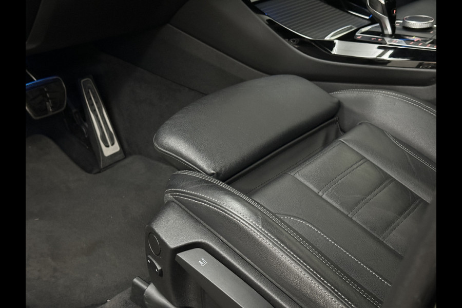 BMW X3 30e Hybrid 292pk M-Sport | Panodak | 97% SOH | Vol Leder | TH 2000kg | Live Cockpit Profesional | Alarm | Camera | Navi Profesional | Active Guard | Carplay.