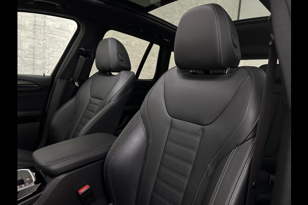BMW X3 30e Hybrid 292pk M-Sport | Panodak | 97% SOH | Vol Leder | TH 2000kg | Live Cockpit Profesional | Alarm | Camera | Navi Profesional | Active Guard | Carplay.