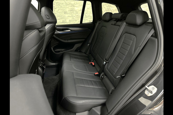 BMW X3 30e Hybrid 292pk M-Sport | Panodak | 97% SOH | Vol Leder | TH 2000kg | Live Cockpit Profesional | Alarm | Camera | Navi Profesional | Active Guard | Carplay.