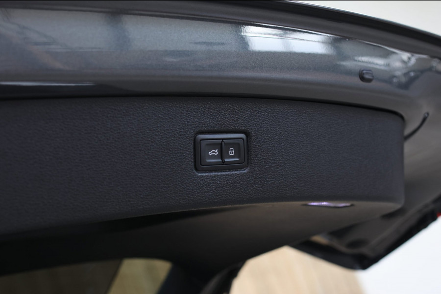 Audi Q7 60 TFSI e Quattro Competition *Pano*RS-Stoelen*B&O*360 Camera*Soft-Close*