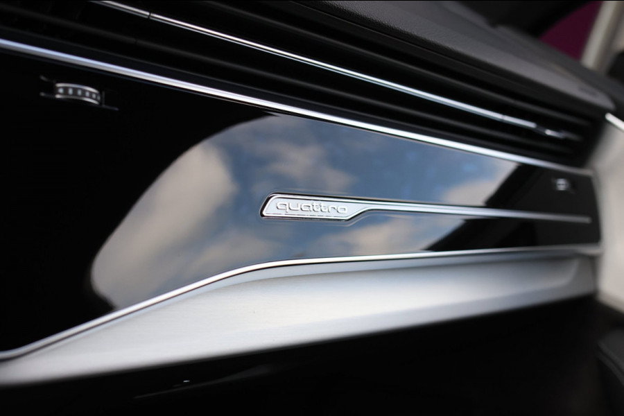 Audi Q7 60 TFSI e Quattro Competition *Pano*RS-Stoelen*B&O*360 Camera*Soft-Close*