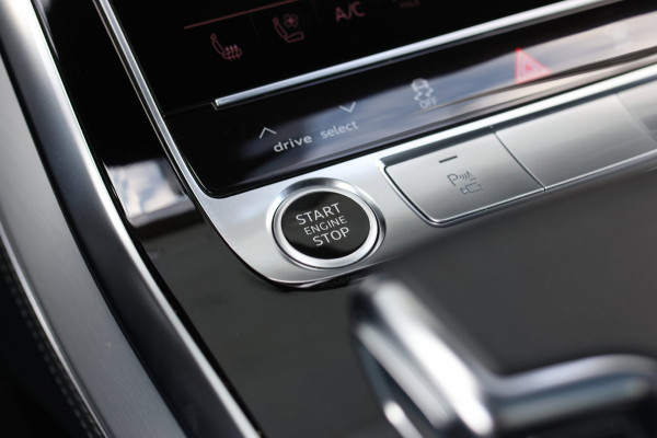 Audi Q7 60 TFSI e Quattro Competition *Pano*RS-Stoelen*B&O*360 Camera*Soft-Close*