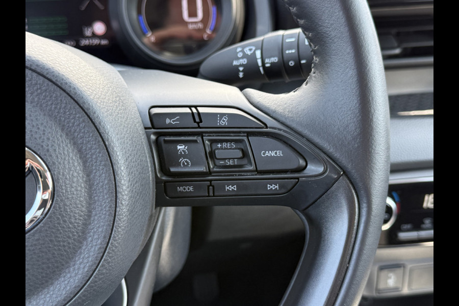 Toyota Yaris 1.5 Hybrid Team D | ACC | CarPlay | Camera | Keyless | LED