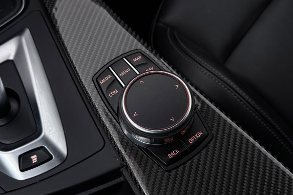 BMW 4 Serie Coupé M4 Competition (Dealer Onderhouden, FULL CARBON, Addapt Onderstel, Camera, StoelV, Lane Assist, Memory stoelen)