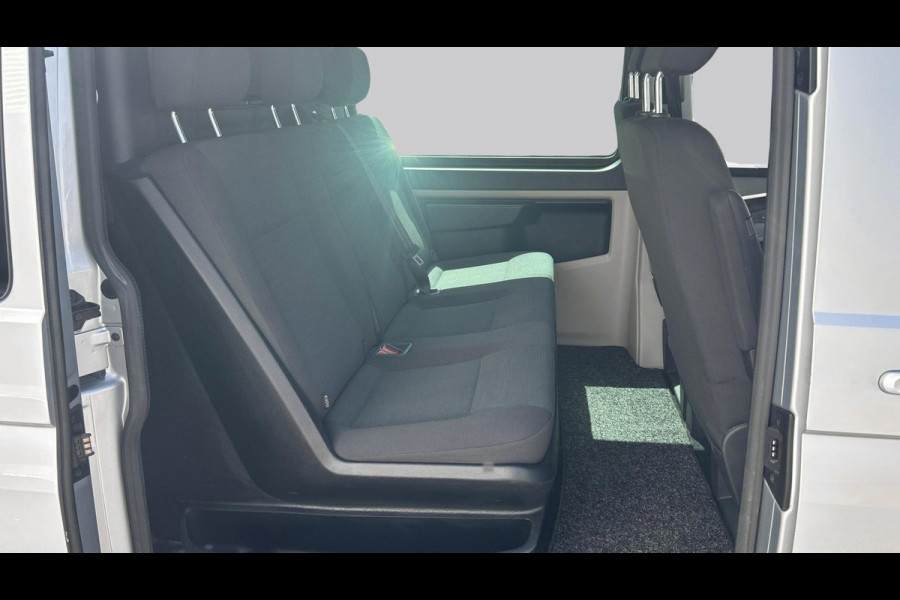Volkswagen Transporter L2H1 Dubbel Cabine 2.0 TDI 150pk DSG 70-Edition / LED-koplampen / Automaat / Trekhaak / Navigatie / ACC