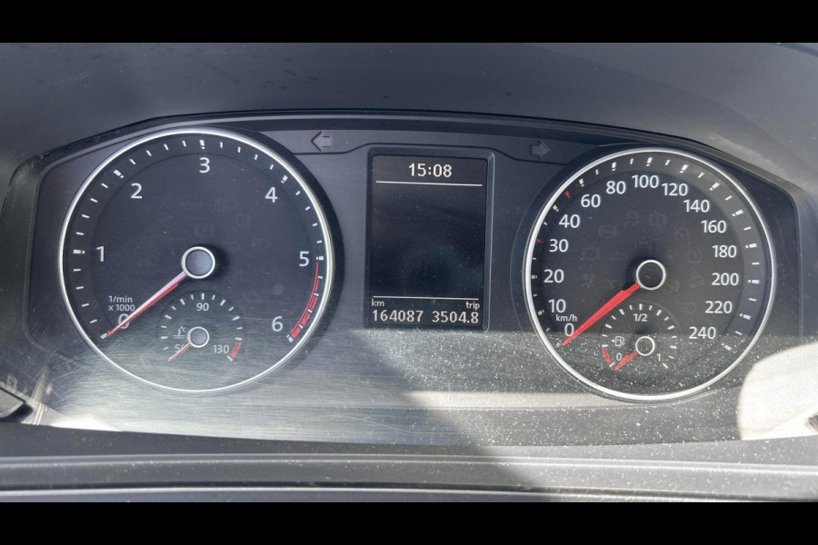 Volkswagen Transporter L2H1 Dubbel Cabine 2.0 TDI 150pk DSG 70-Edition / LED-koplampen / Automaat / Trekhaak / Navigatie / ACC
