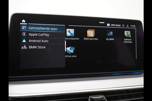 BMW 5 Serie Touring 530e | LED Grille | Leder | Camera | Dodehoek | Sfeerlicht | Cruise | Carplay