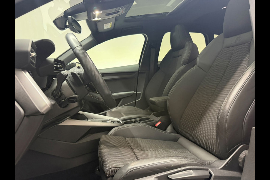 Audi A3 Sportback 35 TFSI 3x S Line KeylessGo Pano Camera Cruise LED