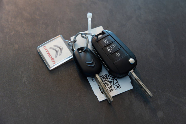 Citroën Berlingo 1.6 BlueHDI Club Trekhaak I Airco I Cruise I Betimmering I CarPlay I Android I Dealeronderhouden