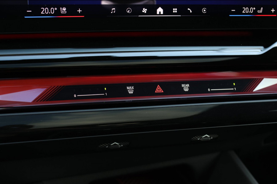 BMW 5 Serie Touring 550e xDrive *Pano*B&W*4-Wiel besturing*Trekhaak*Stoelventilatie*