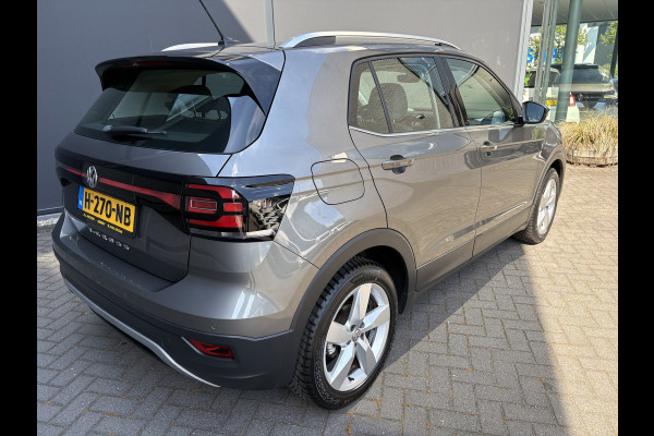 Volkswagen T-Cross 1.0 TSI Style Airco - Parkeersensoren - Navigatie - Licht metalen velgen 17 inch - Dodehoek detector - Dakrails - Bluetooth - Cruise control - Led verlichting - Radio - Start/stop systeem - Stuur multifunc - Elektrische ramen
