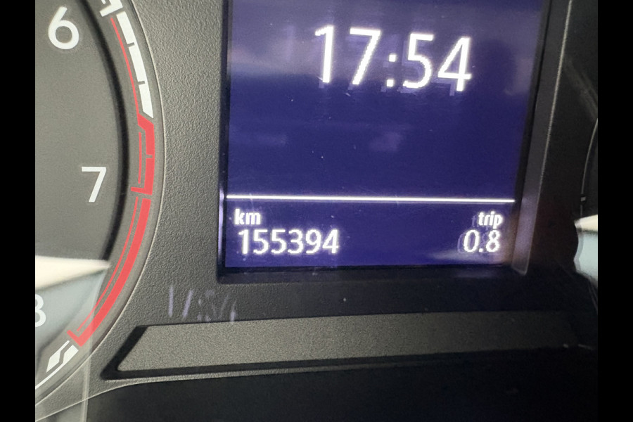 Volkswagen T-Cross 1.0 TSI Style Airco - Parkeersensoren - Navigatie - Licht metalen velgen 17 inch - Dodehoek detector - Dakrails - Bluetooth - Cruise control - Led verlichting - Radio - Start/stop systeem - Stuur multifunc - Elektrische ramen