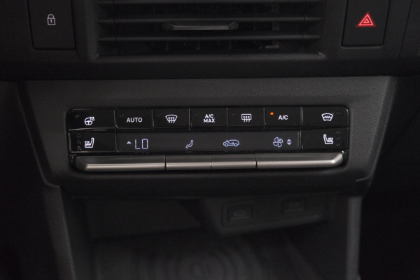 Opel Frontera 1.2 Turbo Hybrid 110 GS | Kanyon Orange | Camera | Dodehoekdetectie | Apple Carplay