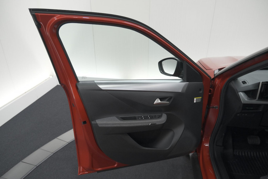 Opel Frontera 1.2 Turbo Hybrid 110 GS | Kanyon Orange | Camera | Dodehoekdetectie | Apple Carplay
