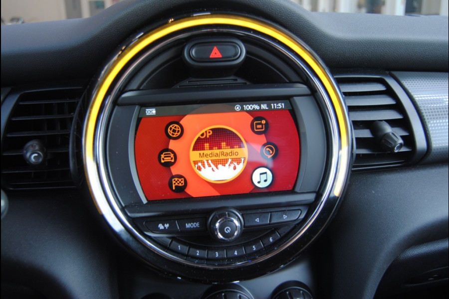 MINI Cabrio 1.5 Cooper Salt | Cruise | Stoelverwarming