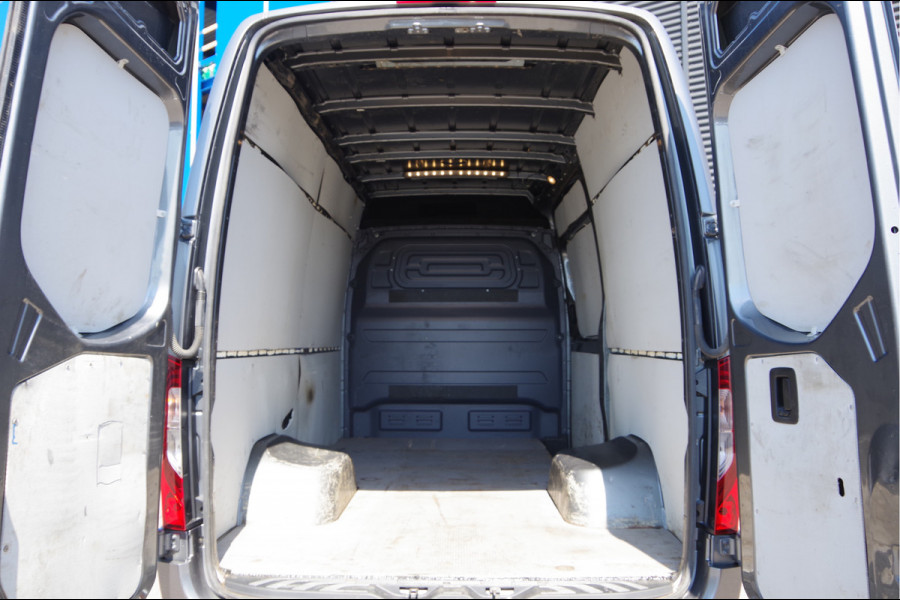 Mercedes-Benz Sprinter 519 3.0 CDI V6 L2H2 AUT. N1! DUBBELLUCHT, LED, 360 CAMERA, 3.5T TREKHAAK, LEDER, MBUX 10'', CRUISE, NAVI, CLIMA,