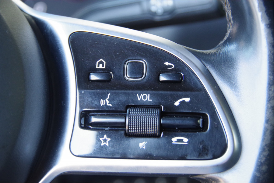 Mercedes-Benz Sprinter 519 3.0 CDI V6 L2H2 AUT. N1! DUBBELLUCHT, LED, 360 CAMERA, 3.5T TREKHAAK, LEDER, MBUX 10'', CRUISE, NAVI, CLIMA,