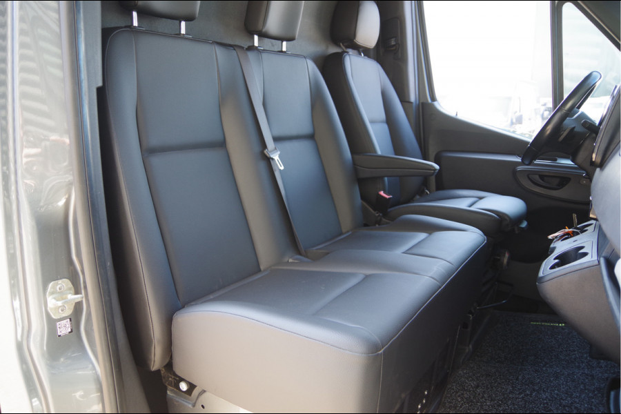 Mercedes-Benz Sprinter 519 3.0 CDI V6 L2H2 AUT. N1! DUBBELLUCHT, LED, 360 CAMERA, 3.5T TREKHAAK, LEDER, MBUX 10'', CRUISE, NAVI, CLIMA,