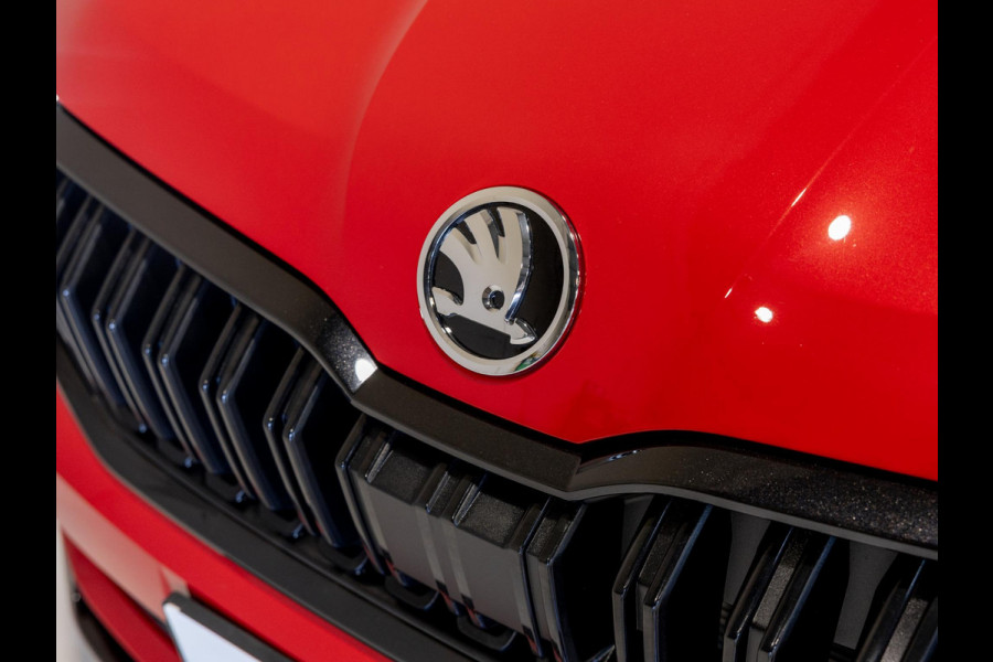 Škoda Kamiq 1.5 TSI ACT Monte Carlo Facelift / 150pk / Panorama dak / Achteruitrij camera / Stoelverwarming / Dodehoek herkenning /