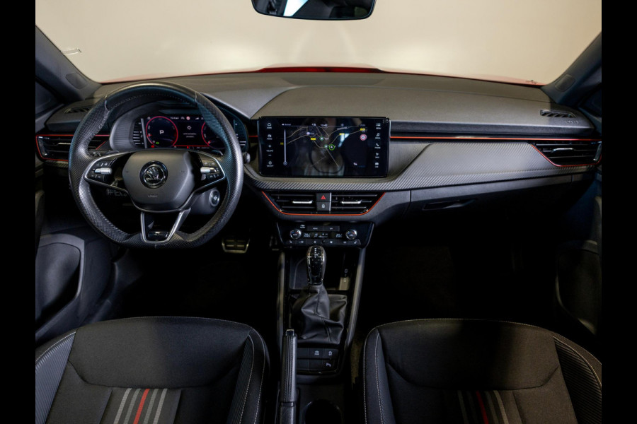 Škoda Kamiq 1.5 TSI ACT Monte Carlo Facelift / 150pk / Panorama dak / Achteruitrij camera / Stoelverwarming / Dodehoek herkenning /