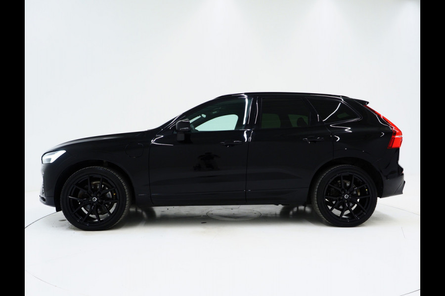Volvo XC60 2.0 T6 Plug-in hybrid AWD Plus Black Edition | Long Range | Panoramadak | Harman/Kardon | Pilot Assist | Camera | Memory | Keyless