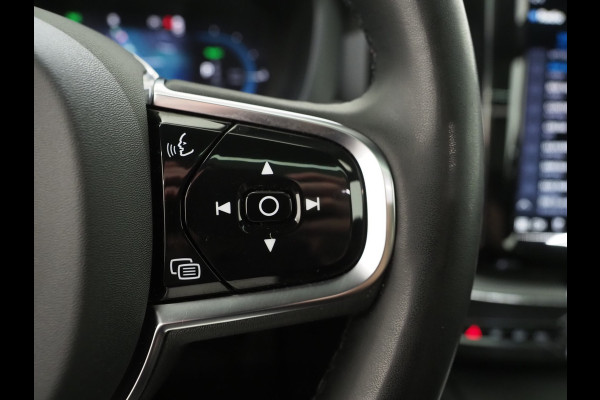Volvo XC60 2.0 T6 Plug-in hybrid AWD Plus Black Edition | Long Range | Panoramadak | Harman/Kardon | Pilot Assist | Camera | Memory | Keyless