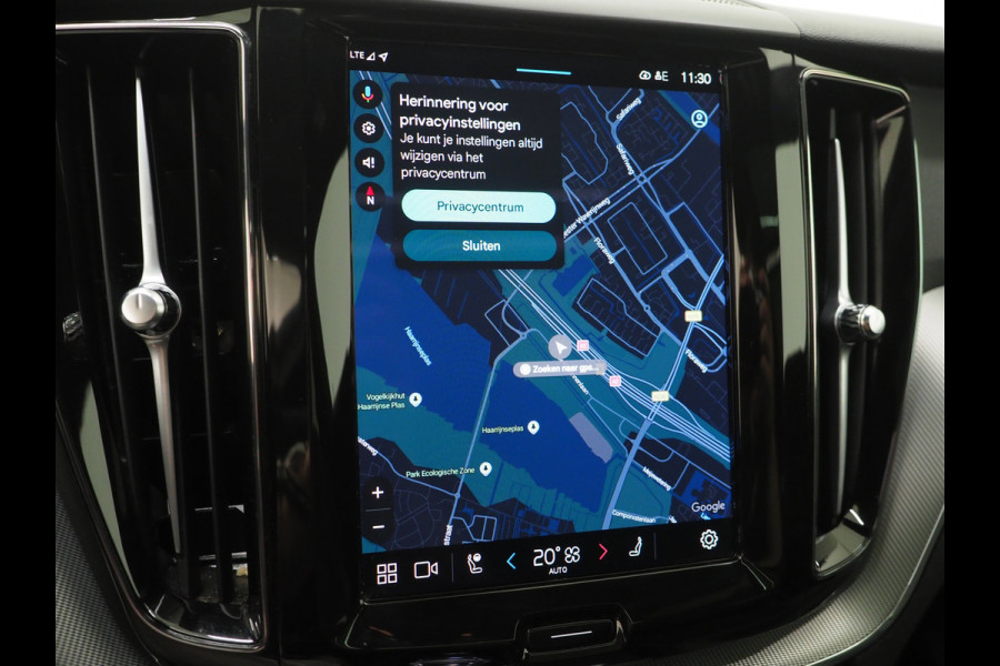 Volvo XC60 2.0 T6 Plug-in hybrid AWD Plus Black Edition | Long Range | Panoramadak | Harman/Kardon | Pilot Assist | Camera | Memory | Keyless