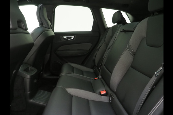 Volvo XC60 2.0 T6 Plug-in hybrid AWD Plus Black Edition | Long Range | Panoramadak | Harman/Kardon | Pilot Assist | Camera | Memory | Keyless