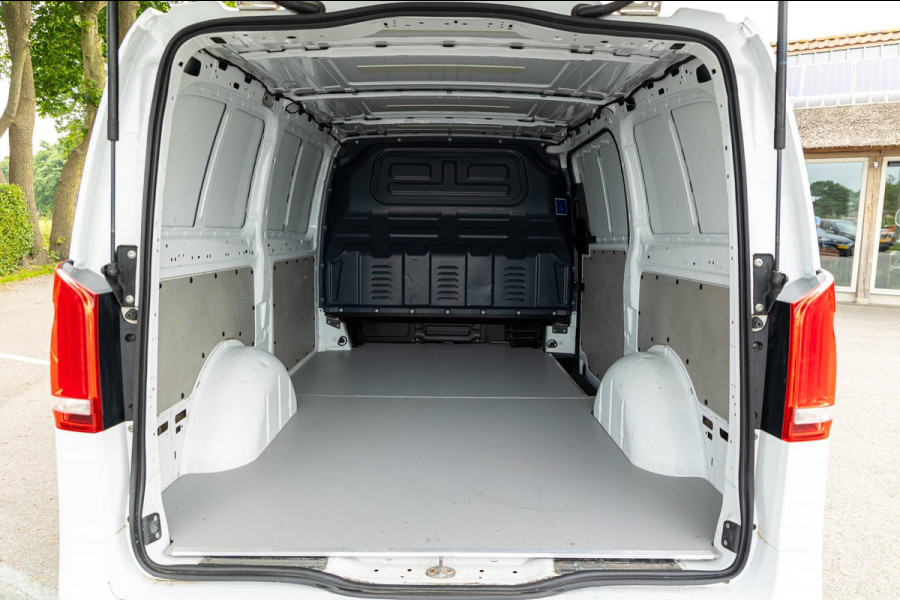 Mercedes-Benz Vito 114 CDI Lang Automaat I Led I PDC V+A I Adaptive Cruise I Climate I Camera I Achterklep I CarPlay I Android