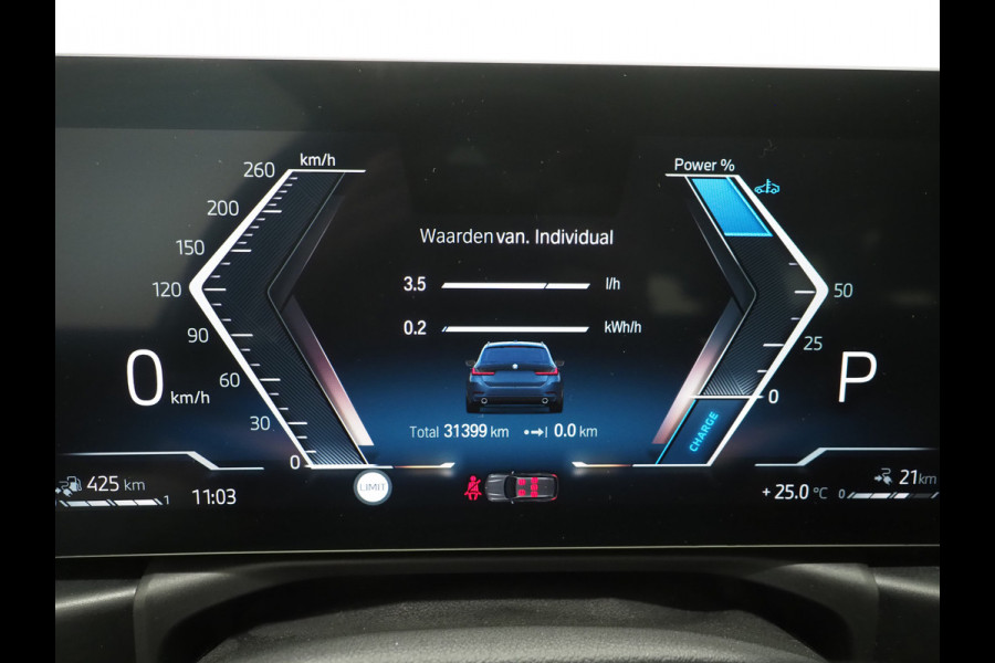 BMW 3 Serie Touring 320e xDrive LCI Shadow Line | Camera | Stoelverwarming | Cruise | LED | DAB | Carplay