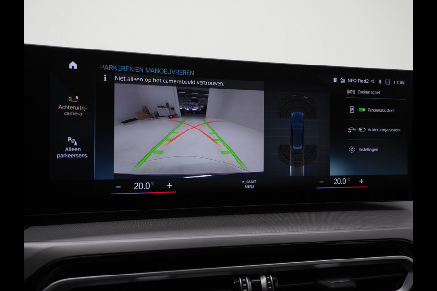 BMW 3 Serie Touring 320e xDrive LCI Shadow Line | Camera | Stoelverwarming | Cruise | LED | DAB | Carplay