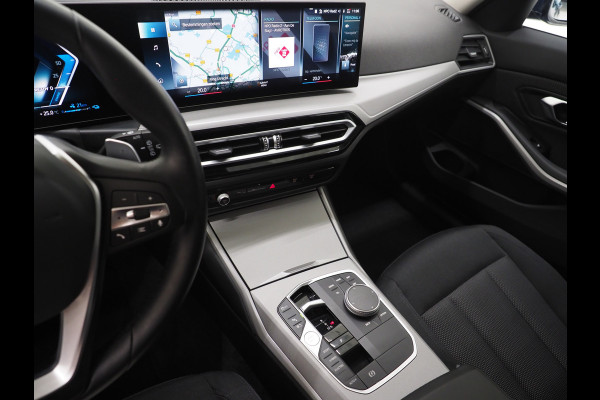 BMW 3 Serie Touring 320e xDrive LCI Shadow Line | Camera | Stoelverwarming | Cruise | LED | DAB | Carplay
