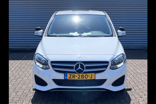 Mercedes-Benz B-Klasse 220 d Ambition // AUTOMAAT / AIRCO / EURO 6 / BLUETOOTH / NAP / 1e EIGENAAR |