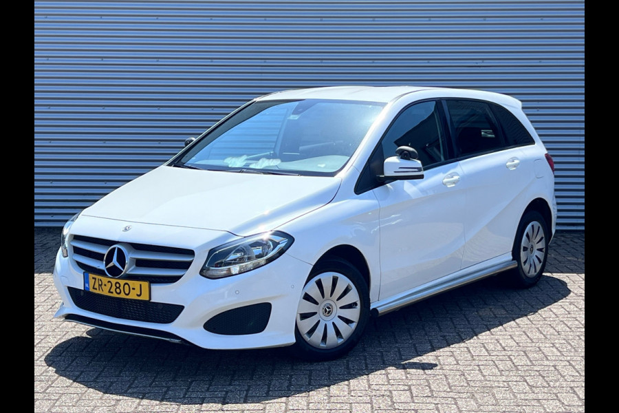 Mercedes-Benz B-Klasse 220 d Ambition // AUTOMAAT / AIRCO / EURO 6 / BLUETOOTH / NAP / 1e EIGENAAR |