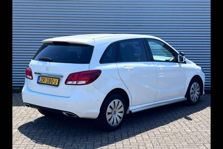 Mercedes-Benz B-Klasse 220 d Ambition // AUTOMAAT / AIRCO / EURO 6 / BLUETOOTH / NAP / 1e EIGENAAR |