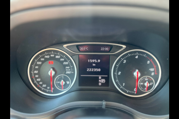 Mercedes-Benz B-Klasse 220 d Ambition // AUTOMAAT / AIRCO / EURO 6 / BLUETOOTH / NAP / 1e EIGENAAR |