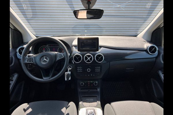 Mercedes-Benz B-Klasse 220 d Ambition // AUTOMAAT / AIRCO / EURO 6 / BLUETOOTH / NAP / 1e EIGENAAR |