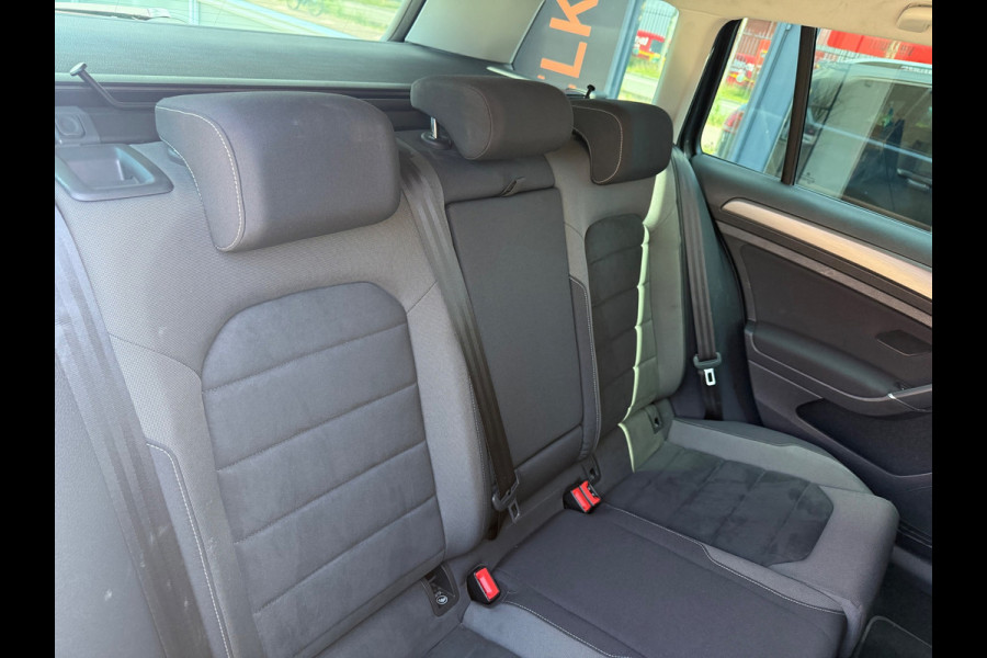 Volkswagen Golf Variant 1.6 TDI Business I PDC I Airco I Cruise
