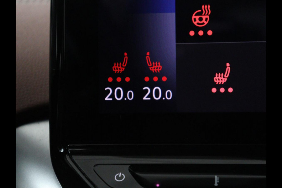 Volkswagen ID.4 Tech 77 kWh | SOH 92,2% | Panorama | 360 Camera | Head up | Virtual cockpit | Sfeerverlichting | Stoel/Stuurverwarming | Adaptive cruise | Carplay | Traffic assist | Climate control | Half leder/velours