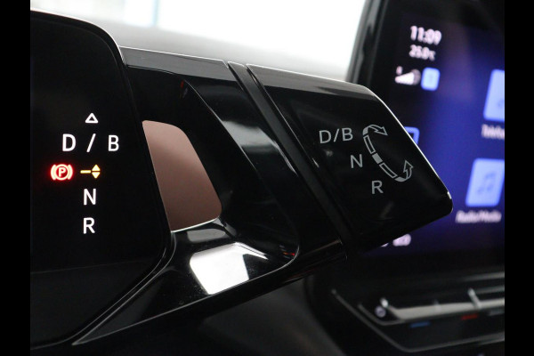 Volkswagen ID.4 Tech 77 kWh | SOH 92,2% | Panorama | 360 Camera | Head up | Virtual cockpit | Sfeerverlichting | Stoel/Stuurverwarming | Adaptive cruise | Carplay | Traffic assist | Climate control | Half leder/velours